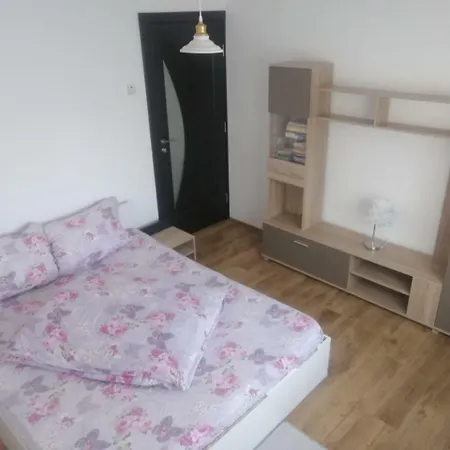 Apartament Sabina Apartment *